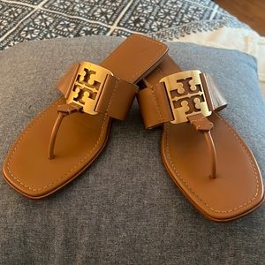 Barely worn Tory Burch sandals!